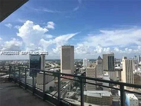 90 SW 3rd Street Miami FL 33130
