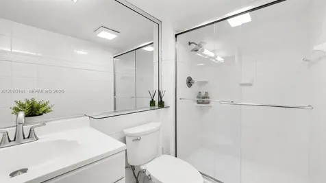 20301 W Country Club Drive Aventura FL 33180