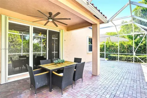4452 Stone Ridge Way Weston FL 33331