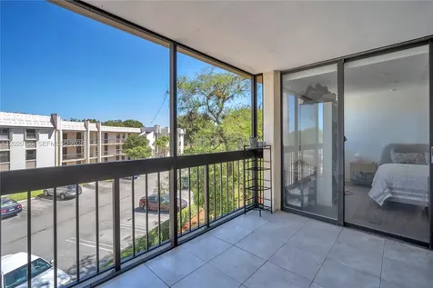 8437 Forest Hills Drive Coral Springs FL 33065