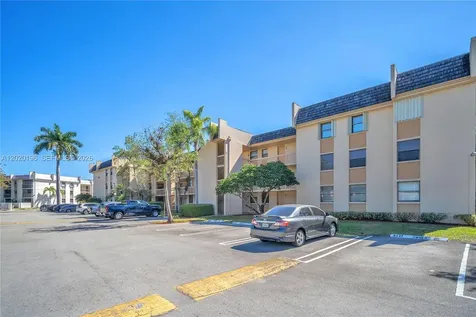 8437 Forest Hills Drive Coral Springs FL 33065