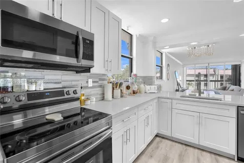 8437 Forest Hills Drive Coral Springs FL 33065