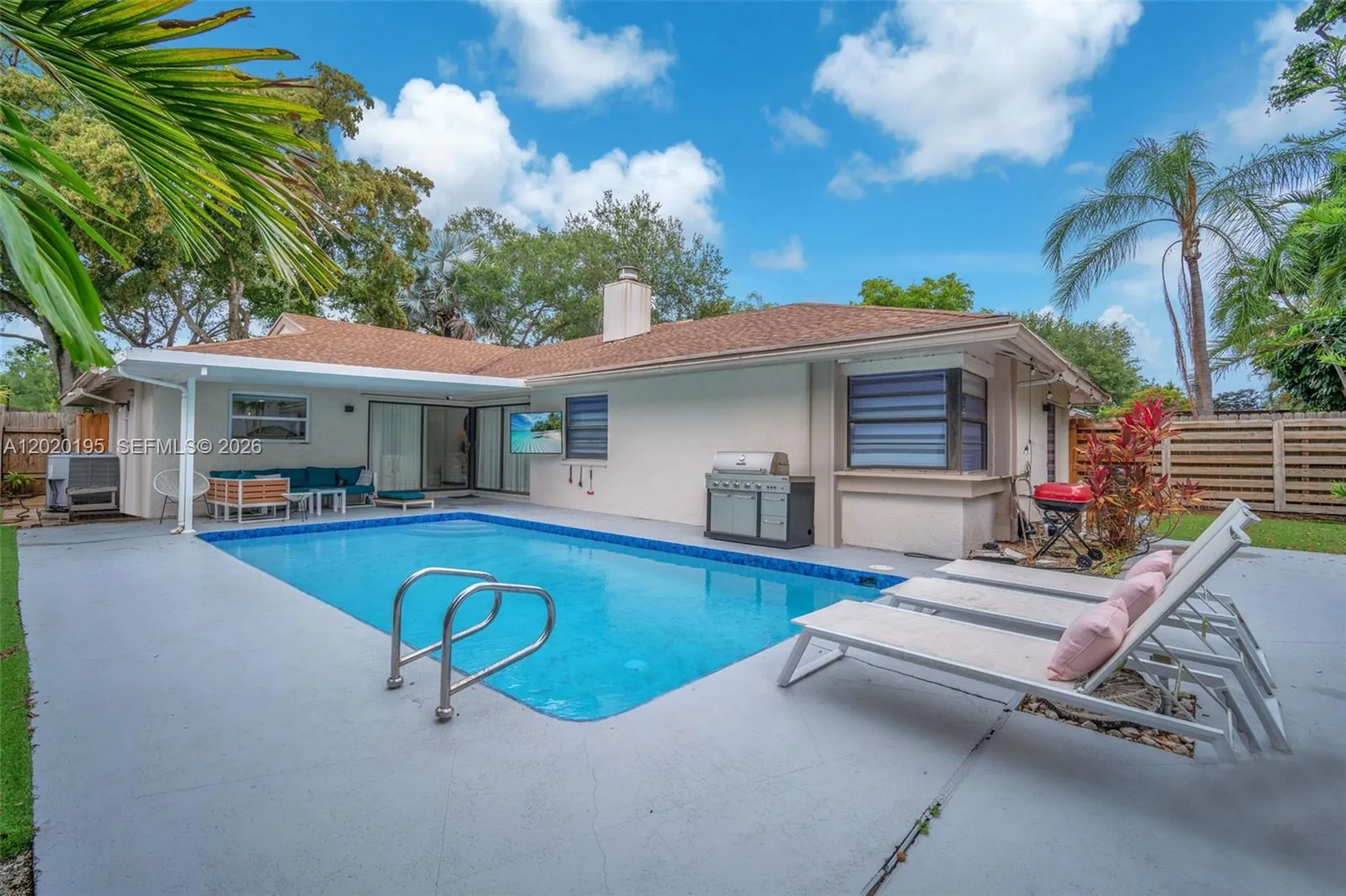 136 Greens Road Hollywood FL 33021