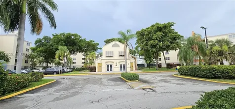 8333 Lake Drive Doral FL 33166