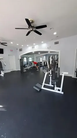 8333 Lake Drive Doral FL 33166