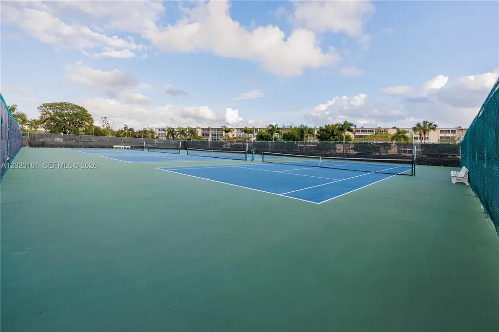 303 Preston H Boca Raton FL 33434
