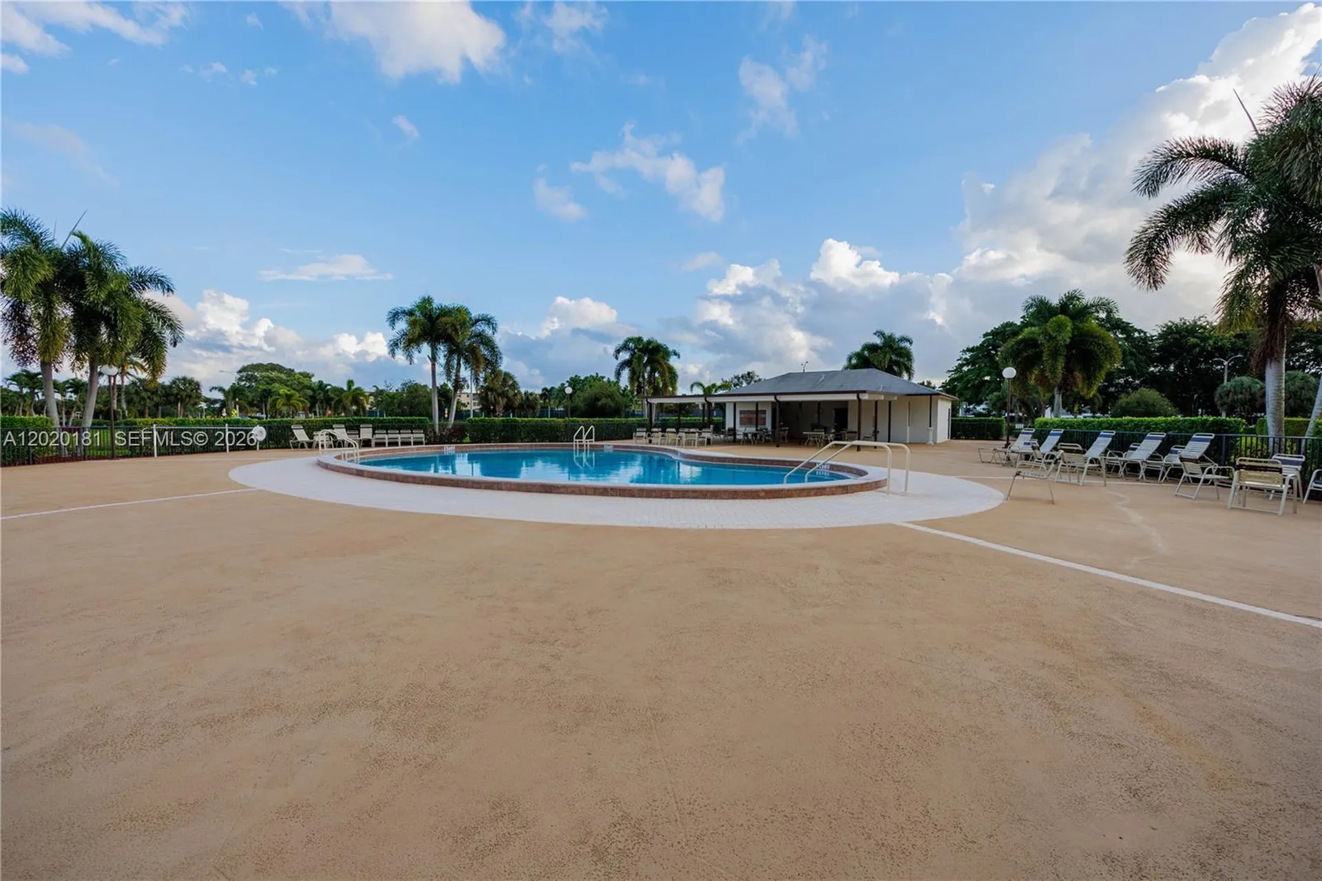 303 Preston H Boca Raton FL 33434