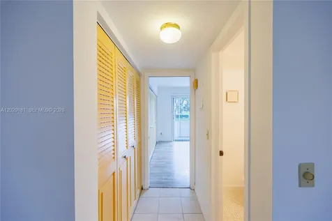 303 Preston H Boca Raton FL 33434
