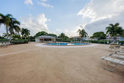 303 Preston H Boca Raton FL 33434