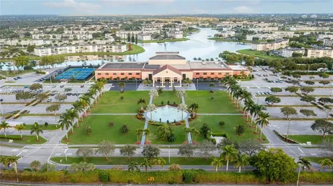 303 Preston H Boca Raton FL 33434
