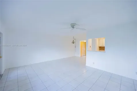303 Preston H Boca Raton FL 33434