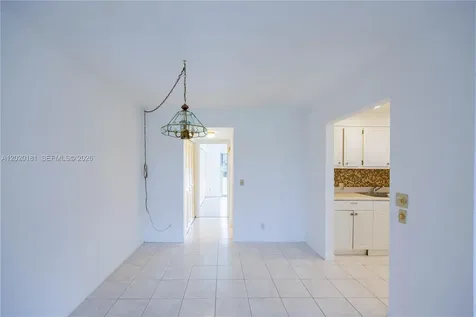 303 Preston H Boca Raton FL 33434