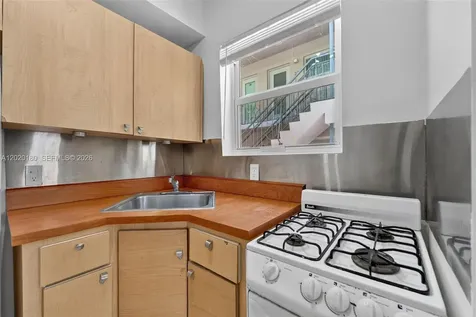 1027 Euclid Avenue Miami Beach FL 33139