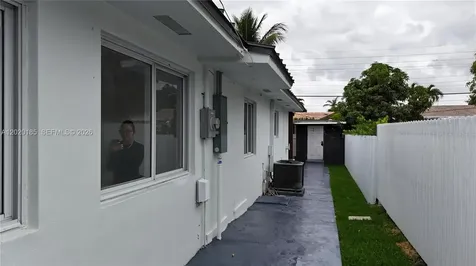 3536 NW 14th Terrace Miami FL 33125