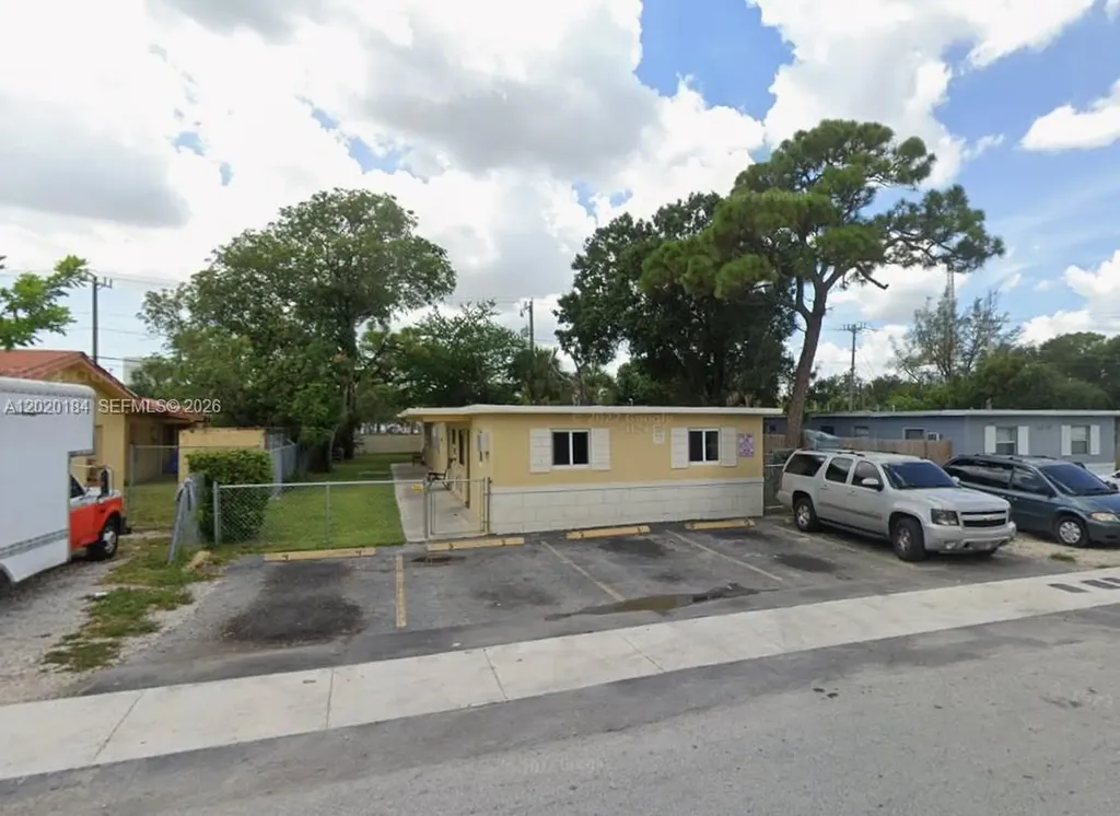 1124 NW 2nd Street Fort Lauderdale FL 33311
