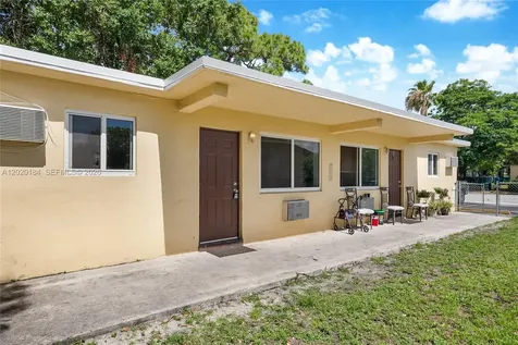 1124 NW 2nd Street Fort Lauderdale FL 33311
