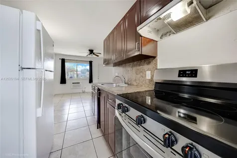 1124 NW 2nd Street Fort Lauderdale FL 33311
