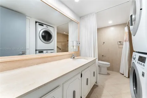 600 NE 36th Street Miami FL 33137