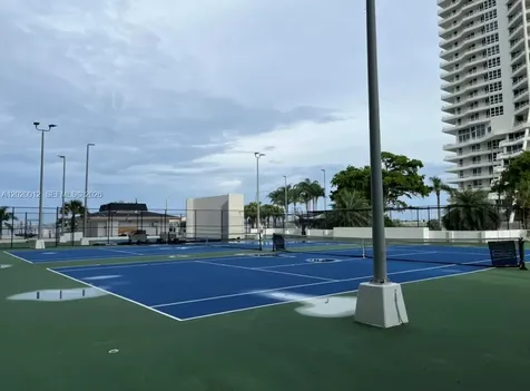 600 NE 36th Street Miami FL 33137