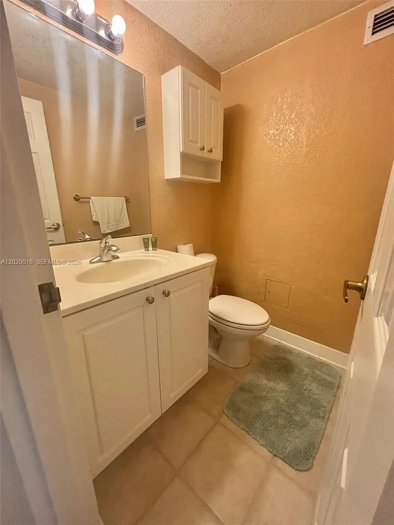 2501 S Ocean Drive Hollywood FL 33019