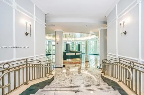 2501 S Ocean Drive Hollywood FL 33019
