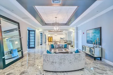 2501 S Ocean Drive Hollywood FL 33019