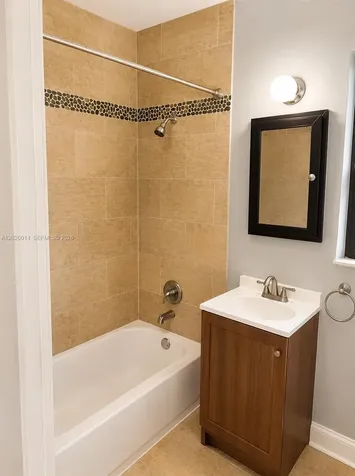 535 NE 129th Street North Miami FL 33161
