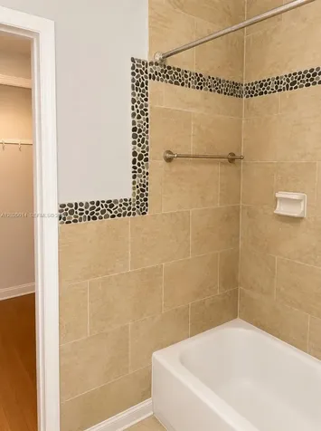 535 NE 129th Street North Miami FL 33161