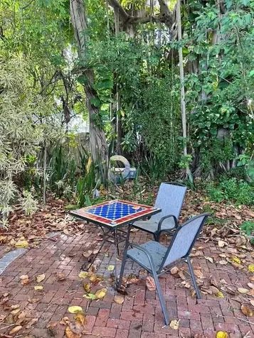 535 NE 129th Street North Miami FL 33161