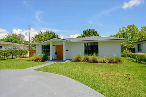 465 NE 112th Street Miami FL 33161