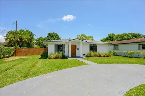 465 NE 112th Street Miami FL 33161