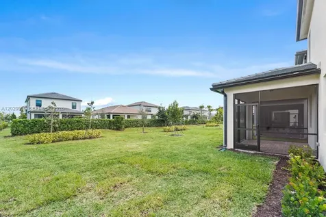 4492 Tacoma Park Drive Oakland Park FL 33309