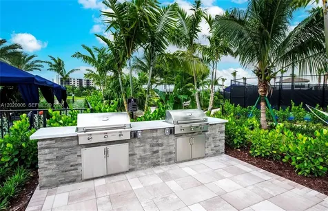 4492 Tacoma Park Drive Oakland Park FL 33309
