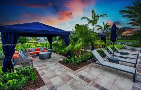 4492 Tacoma Park Drive Oakland Park FL 33309