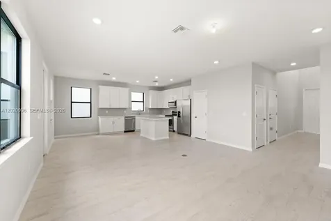 4492 Tacoma Park Drive Oakland Park FL 33309