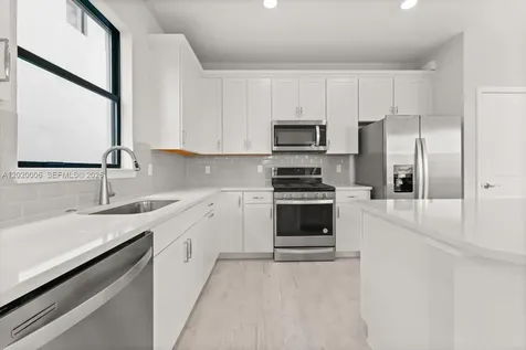 4492 Tacoma Park Drive Oakland Park FL 33309
