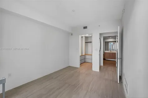 77 5th Street Miami FL 33131