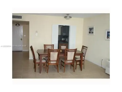 5401 Collins Avenue Miami Beach FL 33140