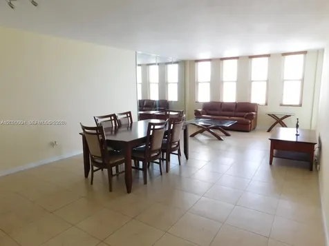 5401 Collins Avenue Miami Beach FL 33140