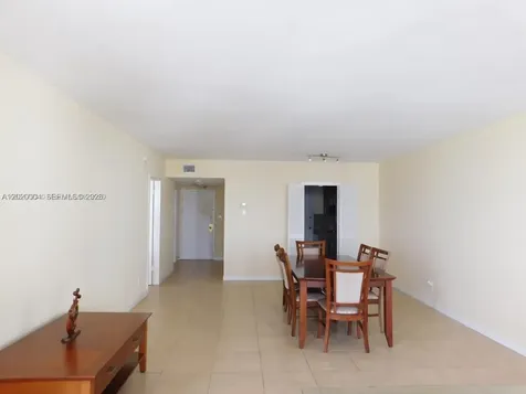 5401 Collins Avenue Miami Beach FL 33140