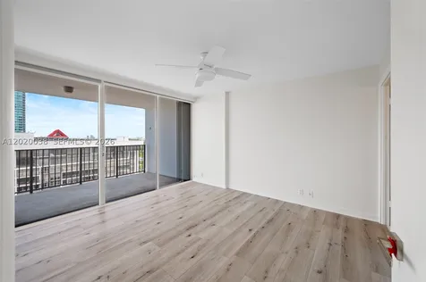 1901 Brickell Avenue Miami FL 33129