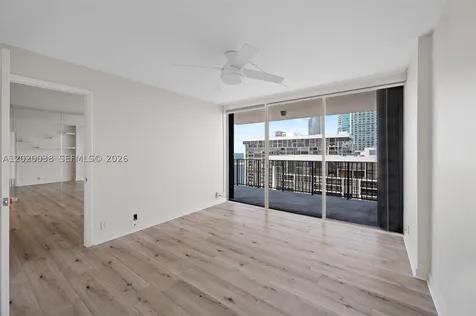1901 Brickell Avenue Miami FL 33129