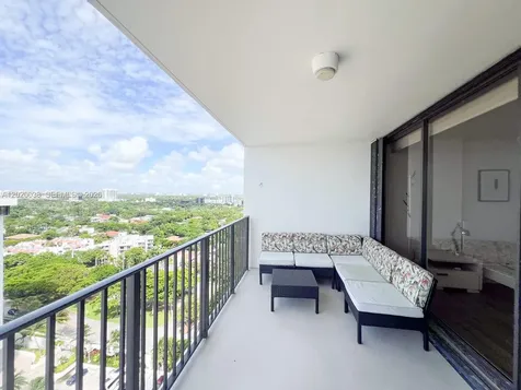 1901 Brickell Avenue Miami FL 33129