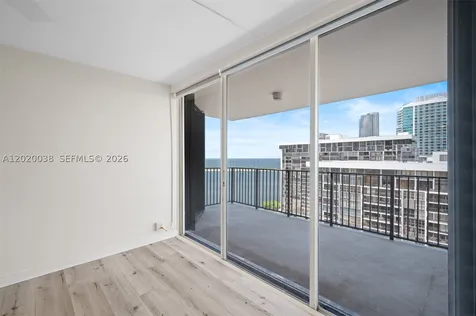 1901 Brickell Avenue Miami FL 33129