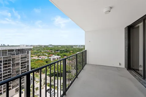 1901 Brickell Avenue Miami FL 33129