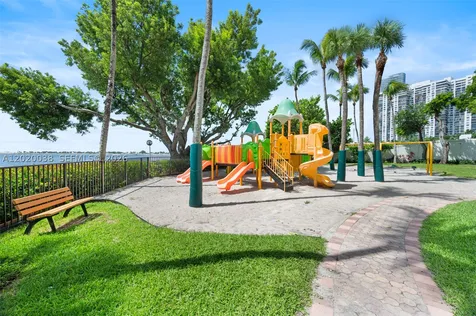 1901 Brickell Avenue Miami FL 33129