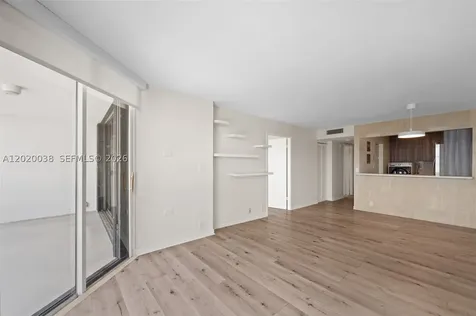 1901 Brickell Avenue Miami FL 33129