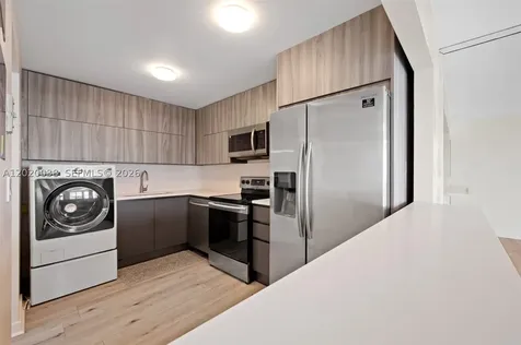 1901 Brickell Avenue Miami FL 33129