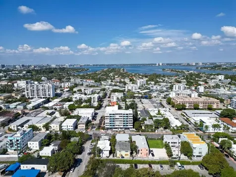 8000 Harding Avenue Miami Beach FL 33141