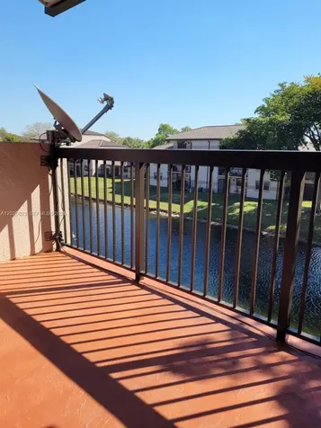 9972 Nob Hill Place Sunrise FL 33351